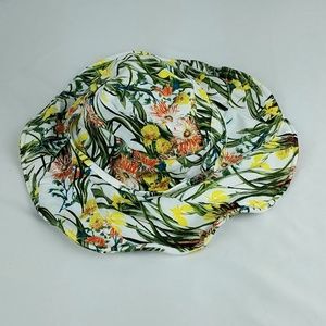 Vince Camuto Floral Bucket Hat Bendable Brim